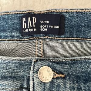 GAP Women's Soft Vintage Slim Jeans